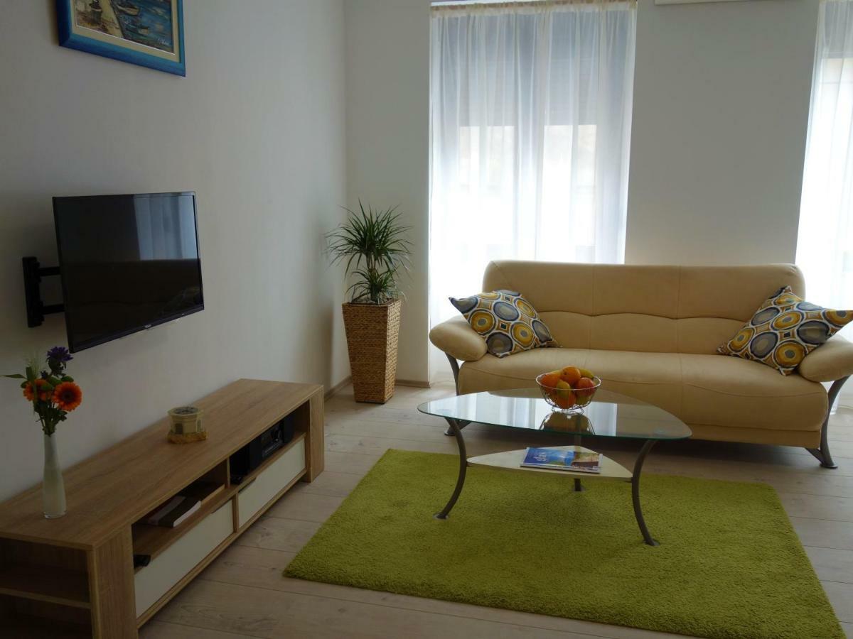 Apartments Vincent Kastav Bagian luar foto